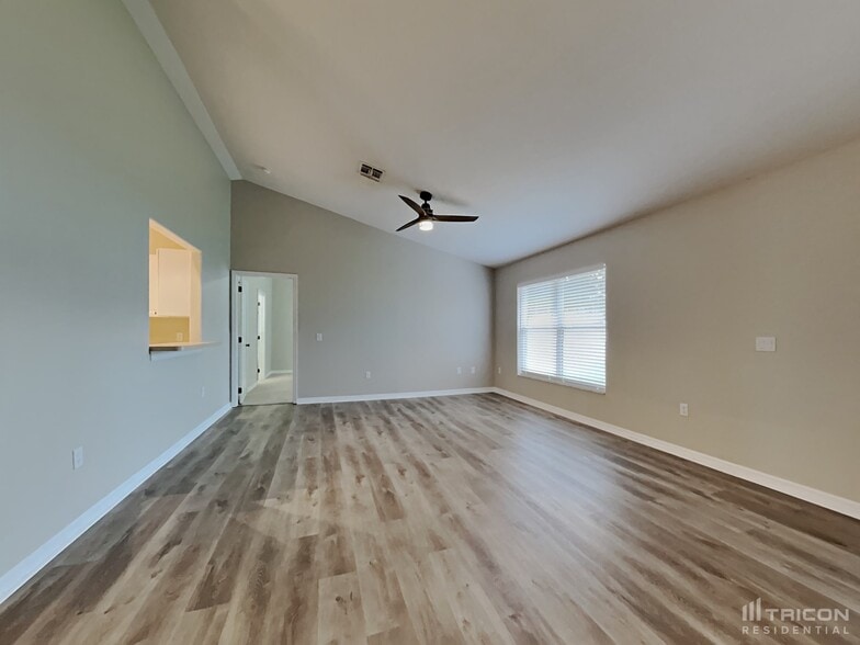 Building Photo - 319 Dolcetto Dr