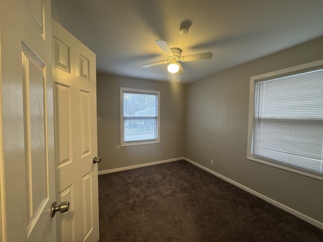 Building Photo - 6744 Bellefontaine Ave