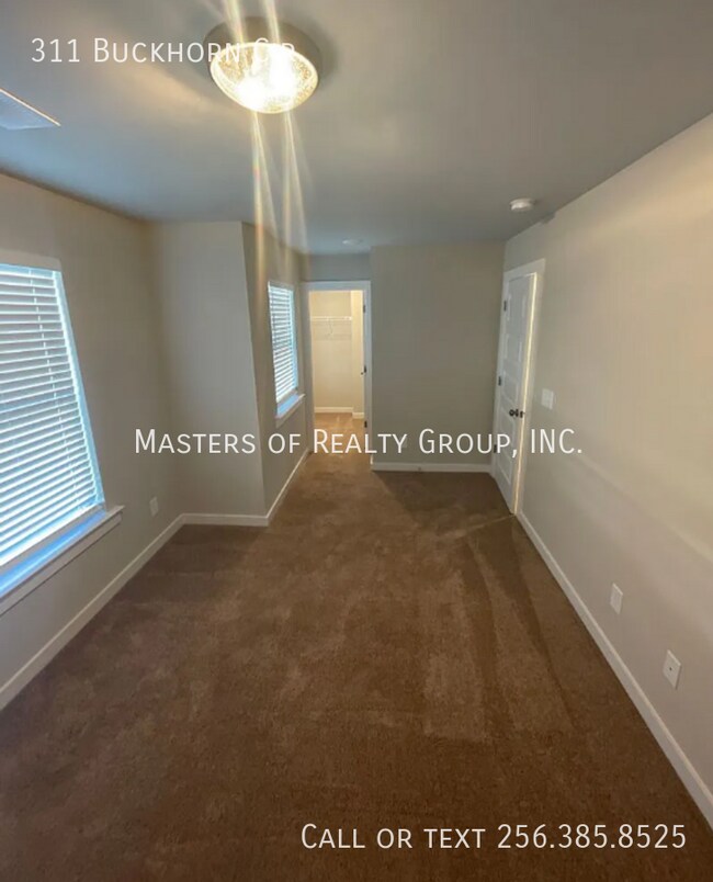 Building Photo - 311 Buckhorn Cir