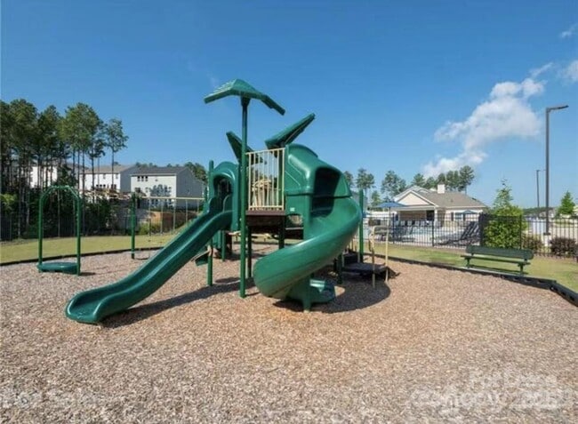 Building Photo - 15034 Cordelia Dr
