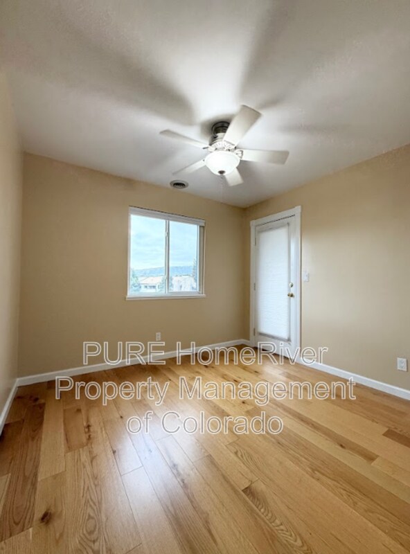 Building Photo - 6590 Delmonico Dr