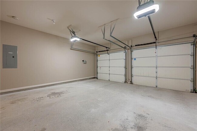 Building Photo - 7925 Majors Mill Dr