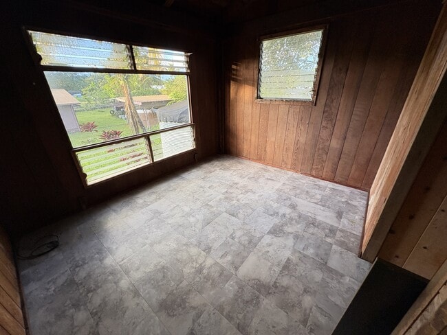 Building Photo - 16-2065-2065 Lauhala Dr