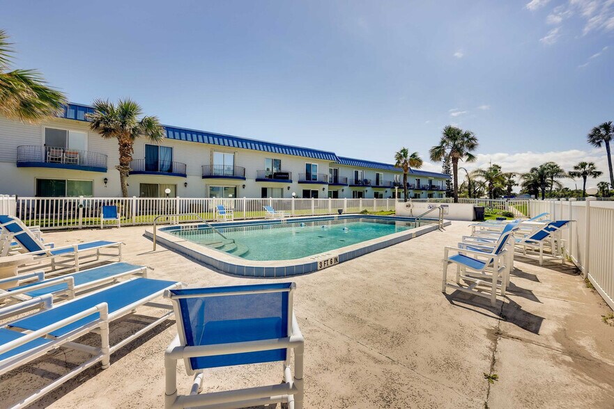 Building Photo - 2750 Ocean Shore Blvd