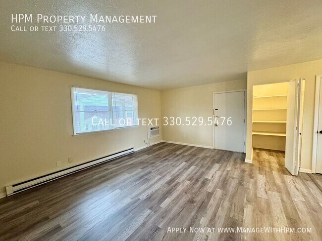Building Photo - 3741 Woodford Ave NW
