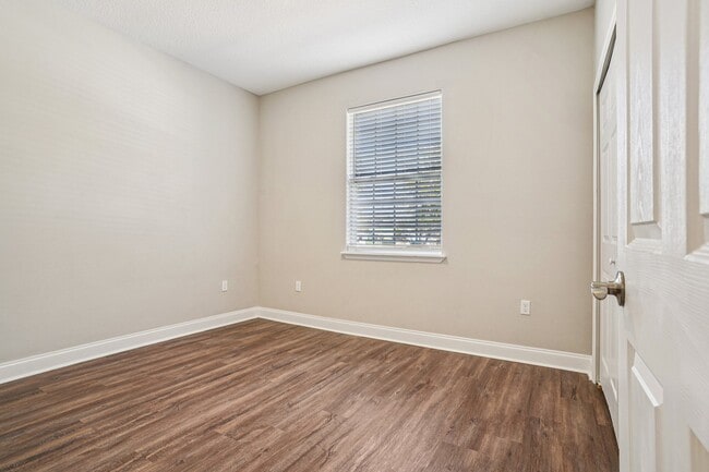 Floorplan - Eleven Oaks