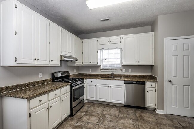 Building Photo - 4211 Reeshemah St