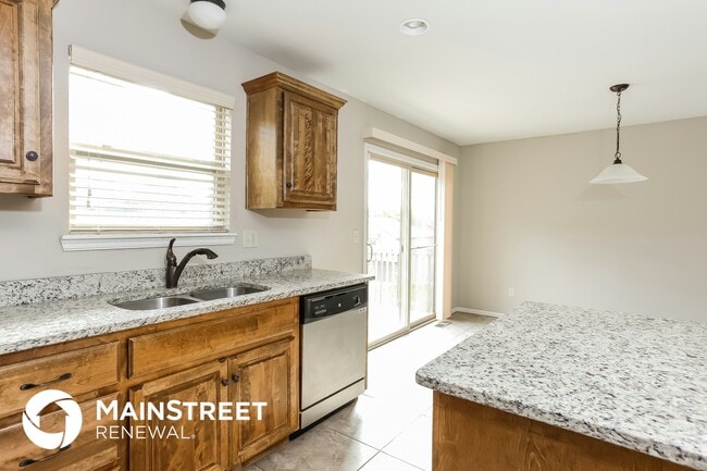 Building Photo - 18701 E 19 Terrace S