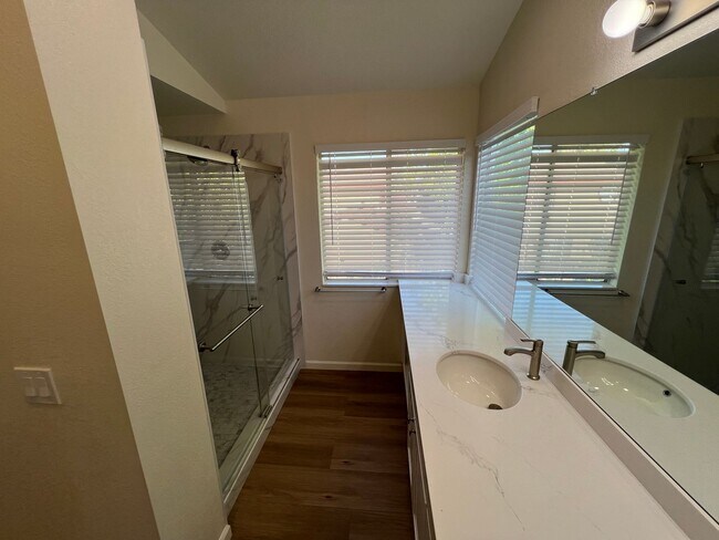 Building Photo - 2809 Gibson View Way