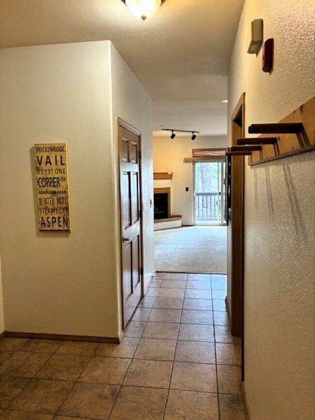 Building Photo - Long Term Rental - Tarn Landing A7