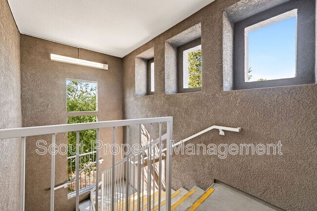 Building Photo - 31297 Taylor Ln
