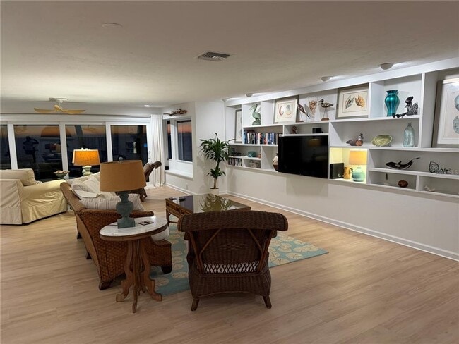 Building Photo - 2709 Casey Key Rd