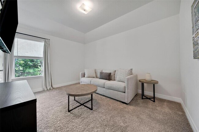 Building Photo - 40391 Bay Warbler Wy