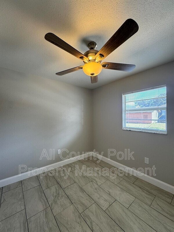 Building Photo - 411 S Cornelia Ave