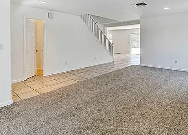 Building Photo - Updated 2 Story Home In Weston Ranch