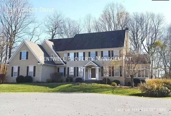 Primary Photo - 159 Forest Dr