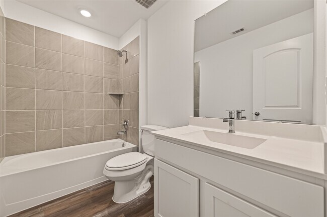 Building Photo - 6107 Ginevra Summers Dr