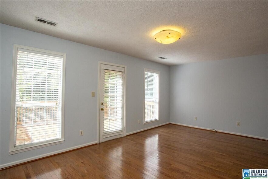 Building Photo - 4749 Fulmar Dr