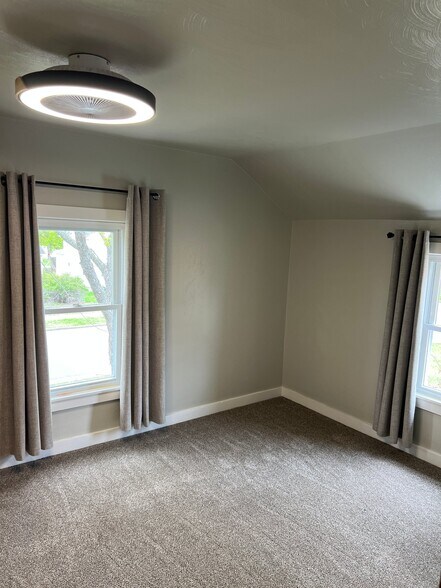 Building Photo - 1206 Pershing St