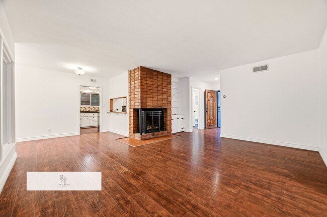 Building Photo - 6928 Vanscoy Ave