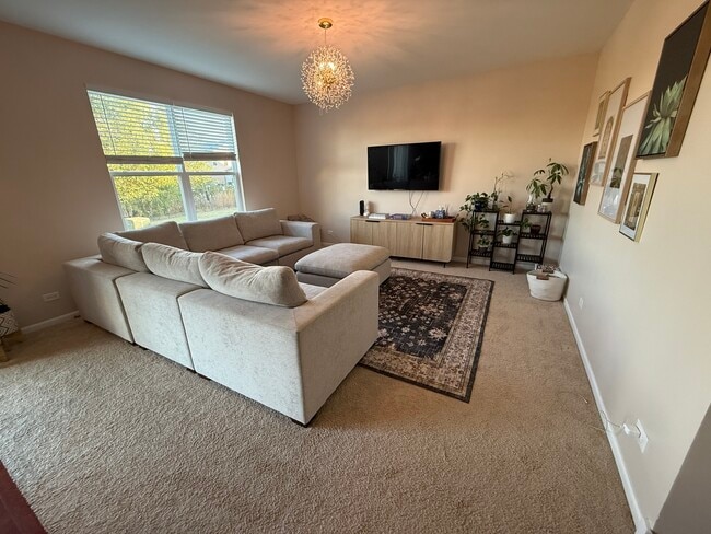 Building Photo - 2572 Retreat Cir