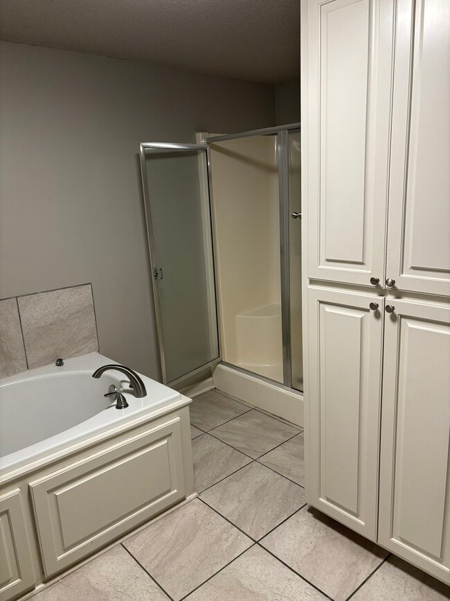 Building Photo - 30974 Goldenrod St