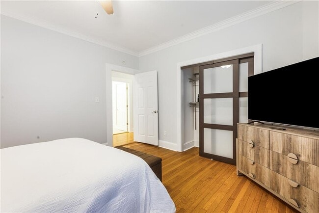 Building Photo - 71 17th St NE