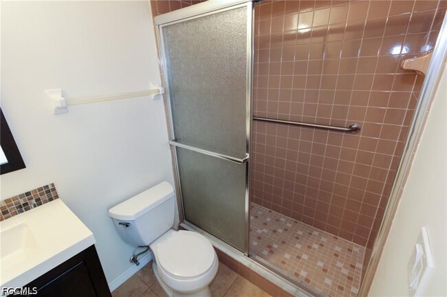 Building Photo - 1329 Torreya Cir