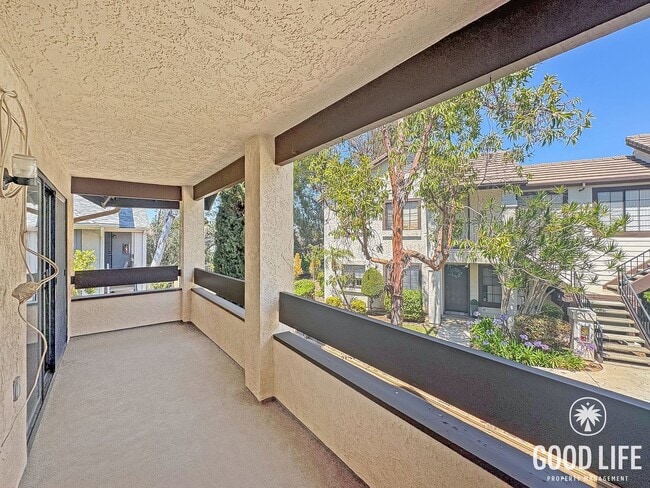 Building Photo - Light-Filled 2BD/2BA Top-Floor Condo in Mira Mesa with Granite Kitchen, Private Balcony & Pool