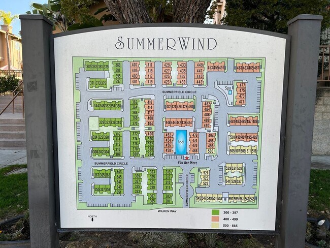 Building Photo - Updated 3 Bed/2.5 Bath Townhome in Gate Community in Anaheim