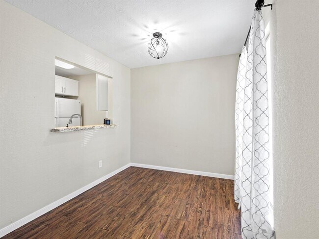 Building Photo - 9021 Gaylord Dr
