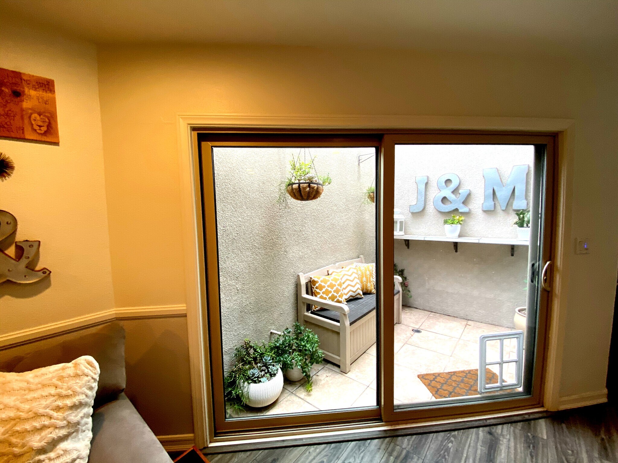 Building Photo - 12576 Montecito Rd