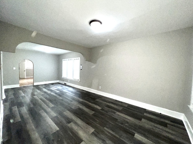 Building Photo - 11615 S Harvard Ave