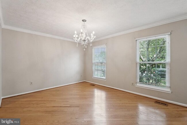 Building Photo - 5413 Tree Line Dr