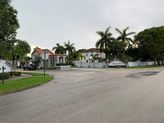 Building Photo - 4805 SW 163rd Pl