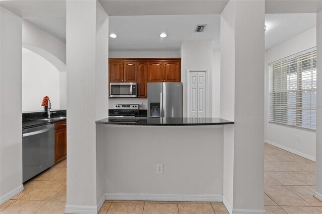 Building Photo - 14055 Waterville Cir