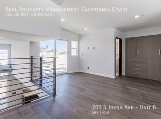 Building Photo - 205 S Irena Ave