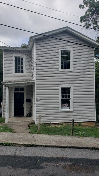 Building Photo - 1411 Jackson St