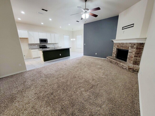 Building Photo - 13803 Avenue W