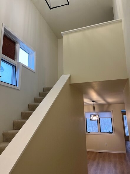 Up Stairway - 984 22nd Ave