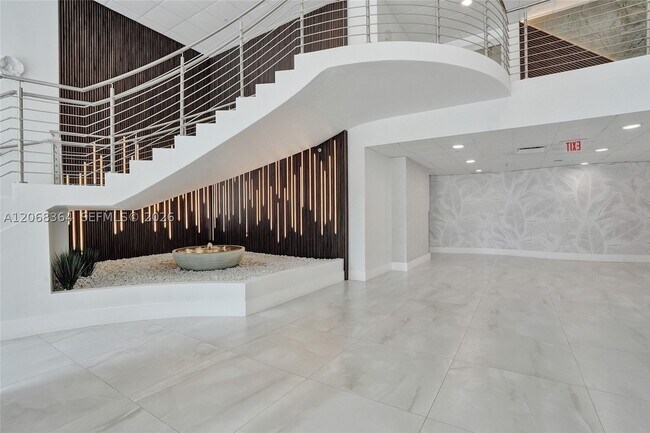 Building Photo - 3000 S Ocean Dr