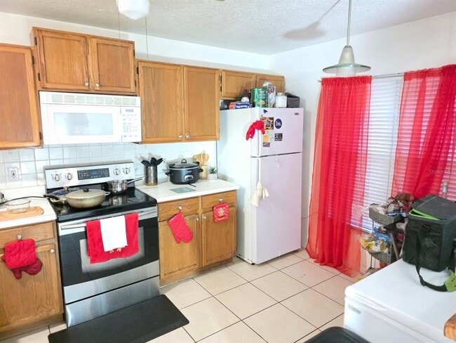 Building Photo - 2358 Water View Loop