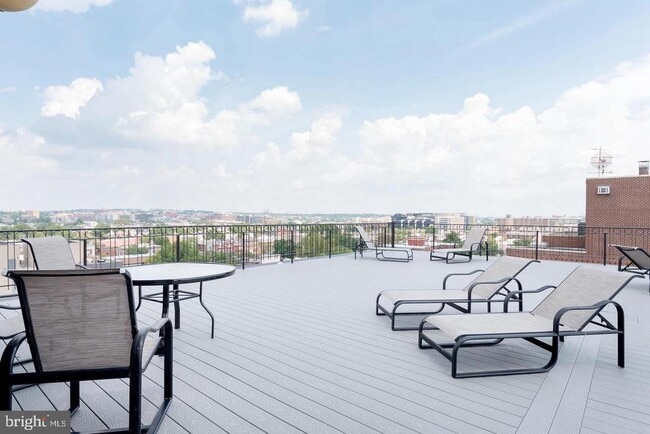 Building Photo - 1245 13th St NW