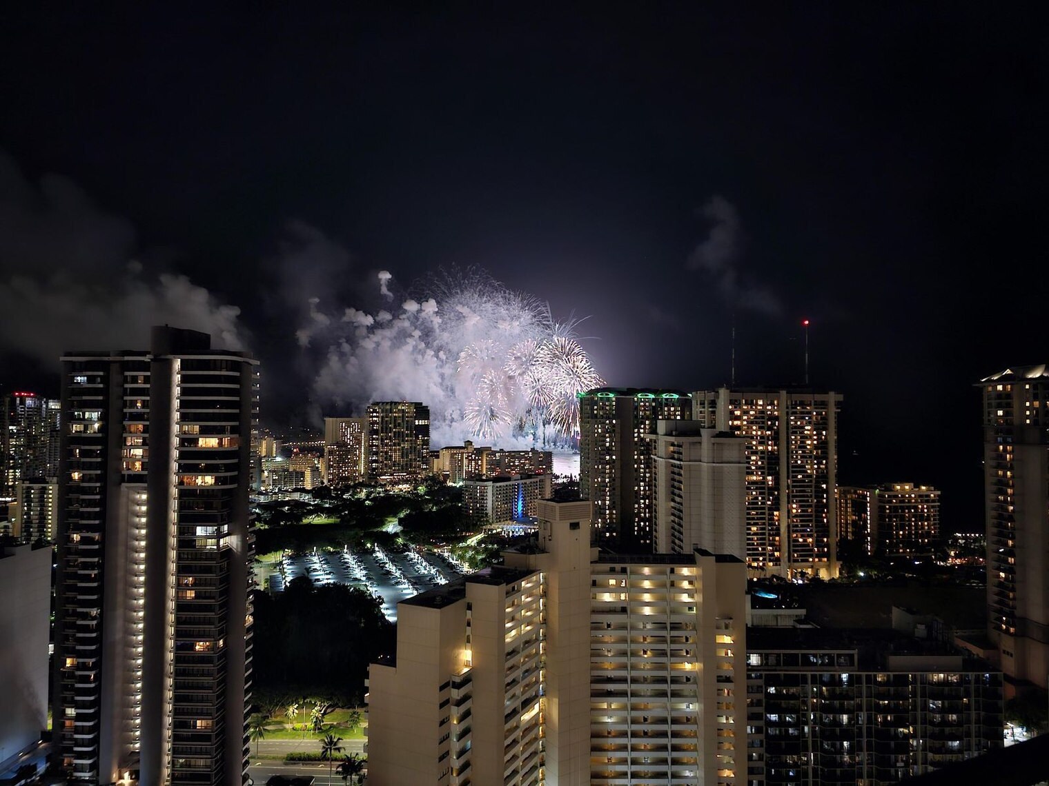 Building Photo - 411 Hobron Ln