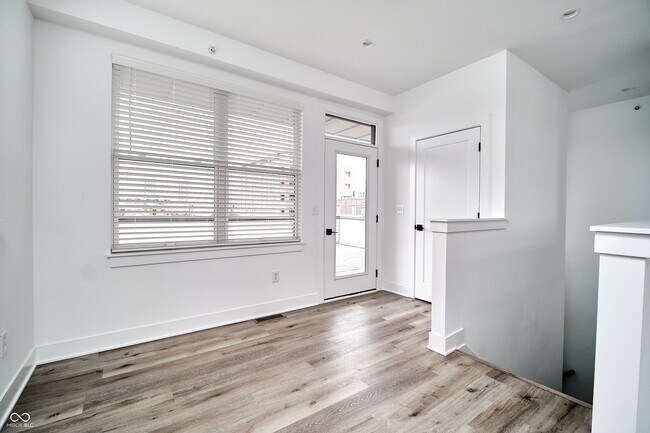 Building Photo - 519 Fulton St