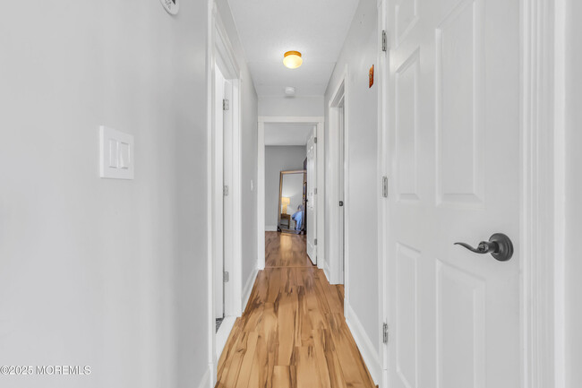 Building Photo - 78 Tall Timber Dr