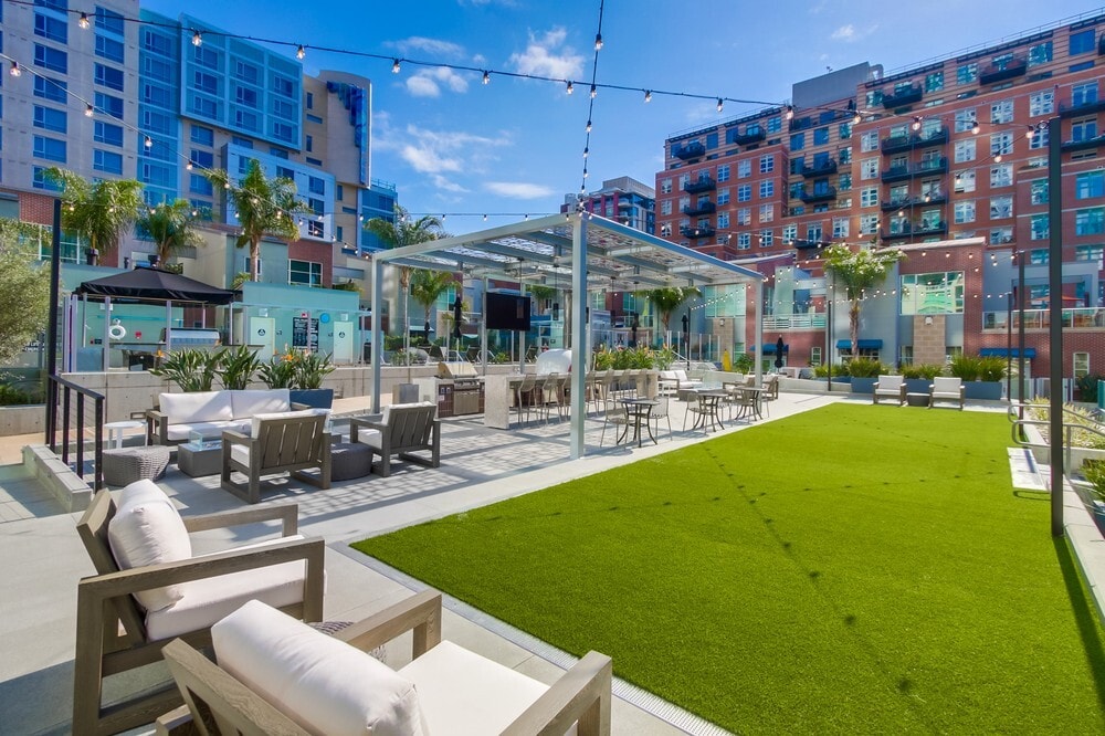 Building Photo - 800 The Mark Ln