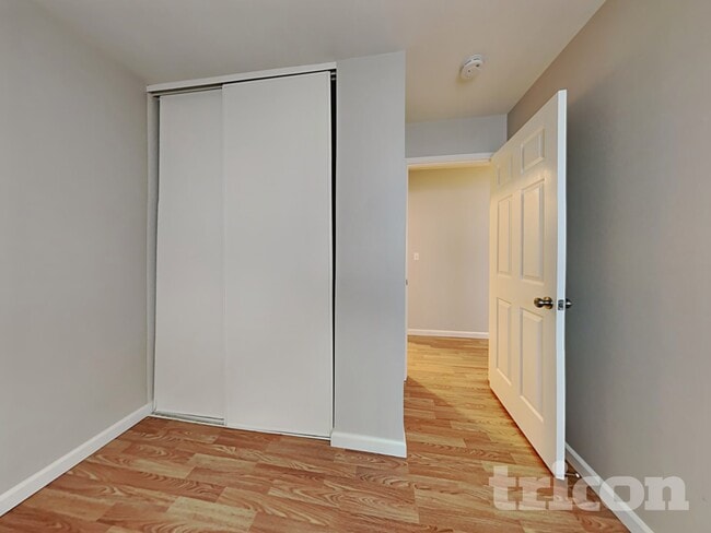 Building Photo - 1436 Northwood Dr