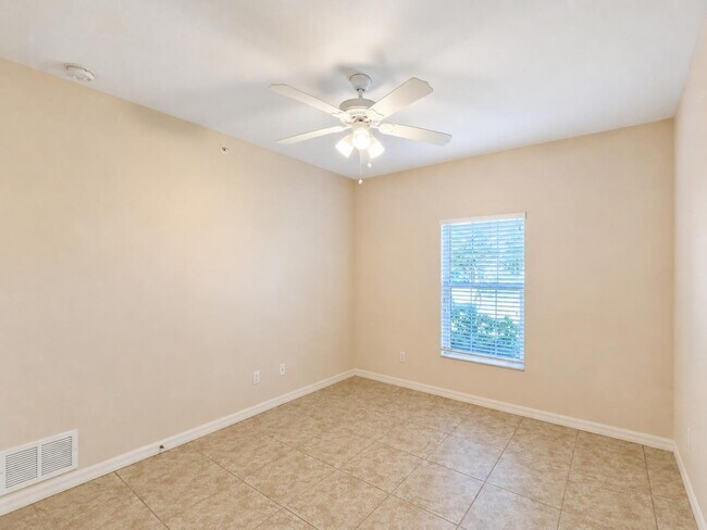 Building Photo - 26172 Explorer Rd