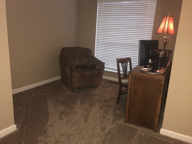 Building Photo - 3BR/ 2.5BA, home in Bearden - 2 living areas